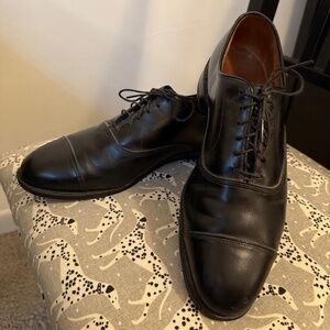 Allen Edmonds Park Avenue black leather oxfords